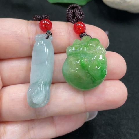 古玩玉器311天然翡翠掛件兩件一手走 配證書拍賣,當前價格360元