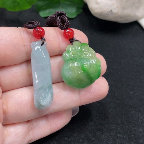 古玩玉器311天然翡翠掛件兩件一手走 配證書拍賣,當前價格360元