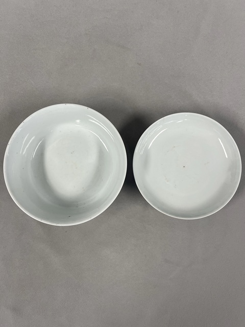 古玩陶瓷纏枝蓮紋蓋碗真品鑒賞圖