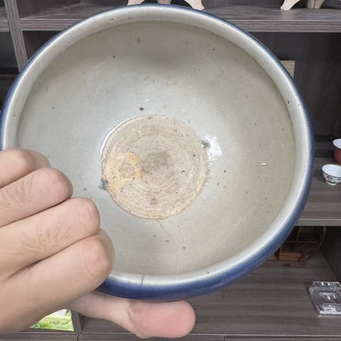 古玩陶瓷清中期祭藍(lán)釉香爐真品鑒賞圖