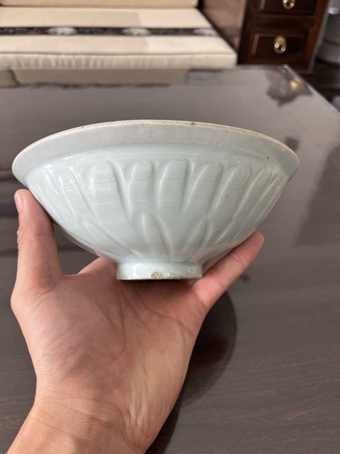古玩陶瓷青白釉刻仰蓮紋碗真品鑒賞圖