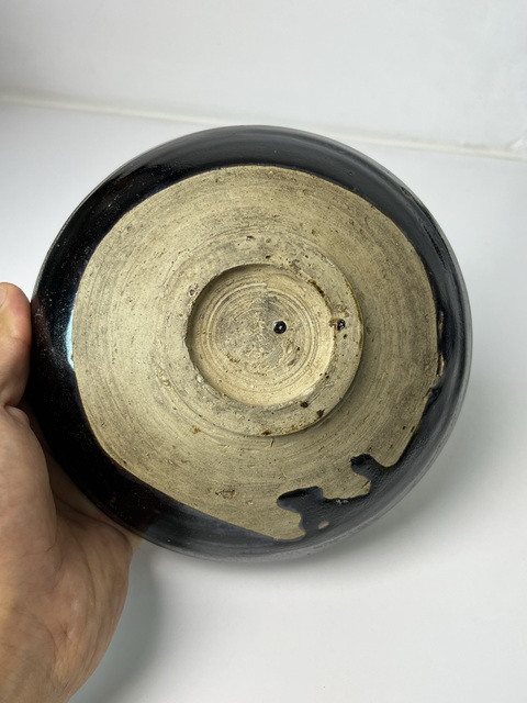 古玩陶瓷黑釉碗真品鑒賞圖