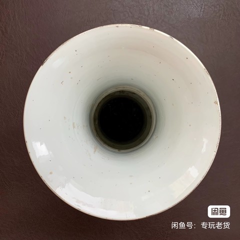 古玩陶瓷康熙青花人物花觚真品鑒賞圖