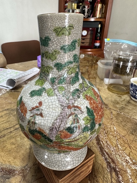 古玩陶瓷哥釉地五彩鳳紋瓶真品鑒賞圖