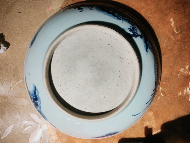 古玩陶瓷雍正龍盤真品鑒賞圖