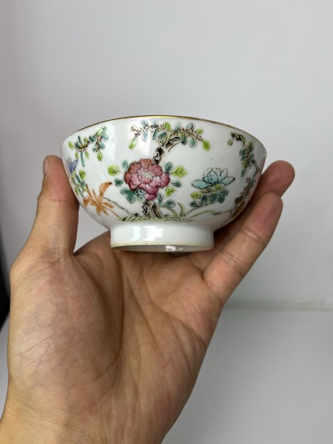 古玩陶瓷粉彩花卉紋大茶圓拍賣,當(dāng)前價格3588元