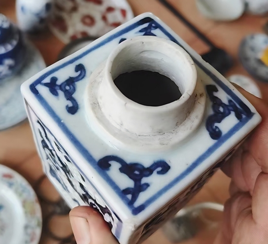 古玩陶瓷茶葉罐真品鑒賞圖