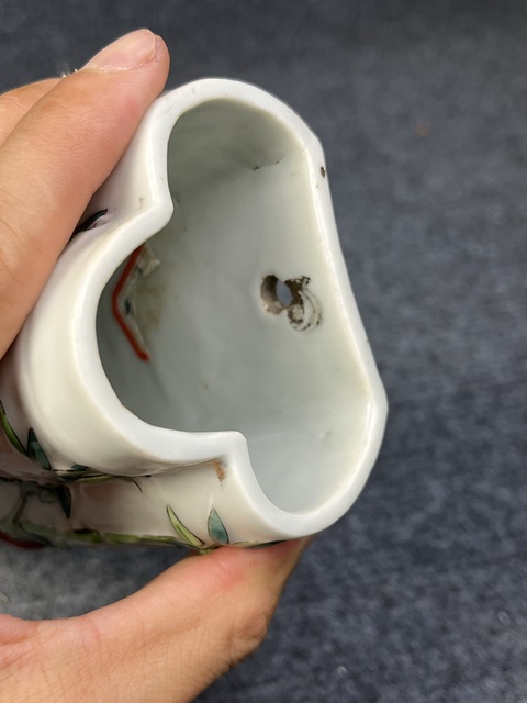 古玩陶瓷粉彩堆塑竹紋壁瓶拍賣，當前價格3888元