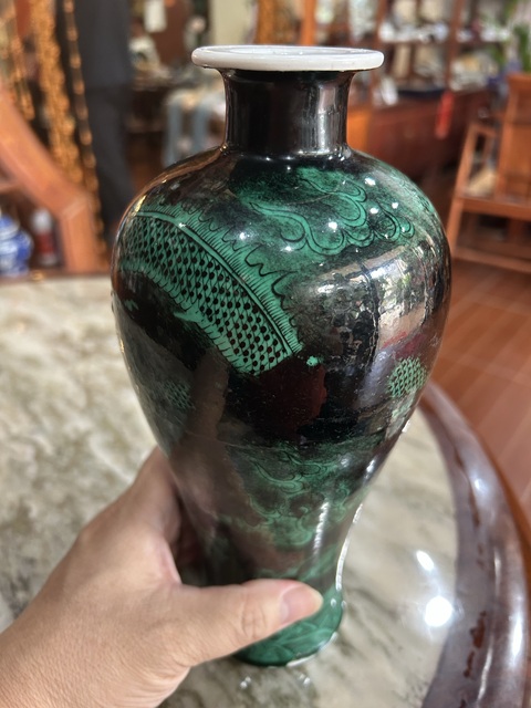 古玩陶瓷龍紋梅瓶真品鑒賞圖