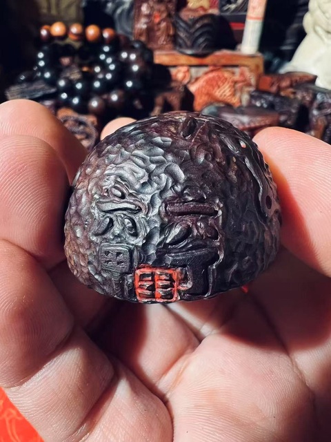 古玩雜項手工雕刻制作棗木掛件真品鑒賞圖