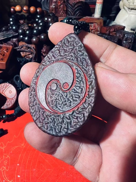 古玩雜項手工雕刻制作棗木掛件真品鑒賞圖