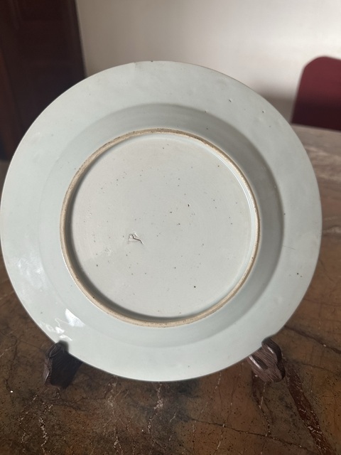 古玩陶瓷粉彩盤真品鑒賞圖