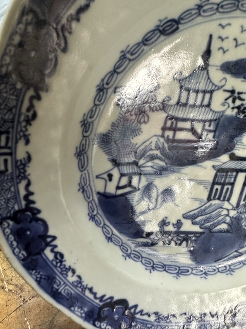 古玩陶瓷青花盤拍賣,當前價格2200元