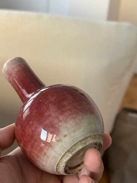 古玩陶瓷紅釉天球瓶真品鑒賞圖
