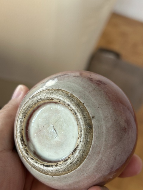 古玩陶瓷紅釉天球瓶真品鑒賞圖