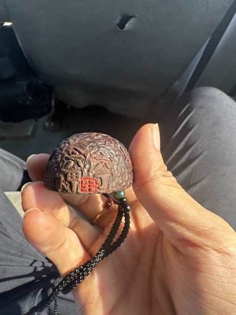 古玩雜項手工雕刻制作棗木掛件真品鑒賞圖