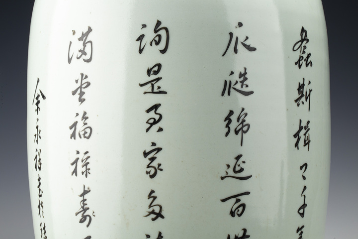 古玩陶瓷·粉彩仕女教子圖雙耳大瓶
真品鑒賞圖