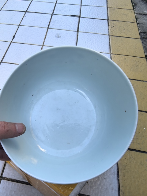 古玩陶瓷花卉紋青花碗真品鑒賞圖