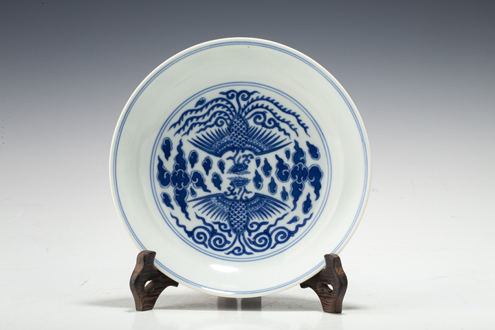 古玩陶瓷清道光·青花對頭鳳紋盤官窯全品拍賣,當前價格158000元