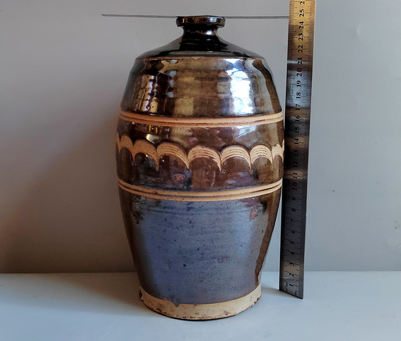 古玩陶瓷明代窯變釉刻水波紋梅瓶拍賣，當(dāng)前價(jià)格266元