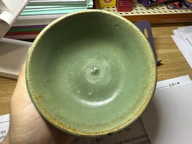 古玩陶瓷綠釉碗真品鑒賞圖