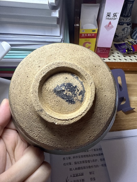 古玩陶瓷綠釉碗真品鑒賞圖