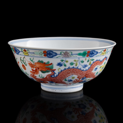 古玩陶瓷五彩龍鳳紋碗真品鑒賞圖