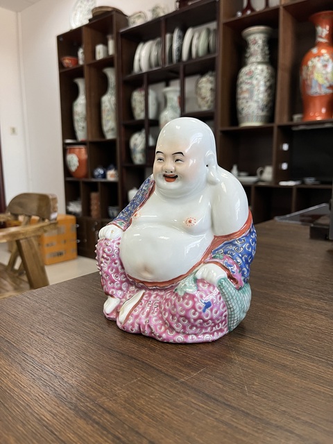古玩陶瓷粉彩彌勒笑佛拍賣,當前價格5500元