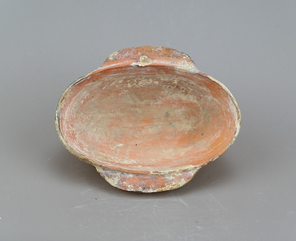 古玩陶瓷黃釉羽裳杯真品鑒賞圖