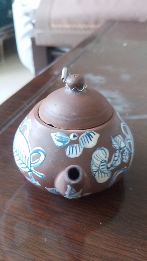 古玩陶瓷加彩花卉紫砂壺真品鑒賞圖