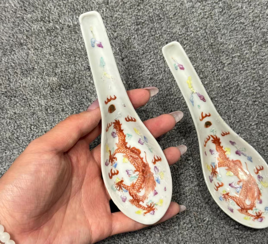 古玩陶瓷粉彩龍紋調羹拍賣，當前價格6000元