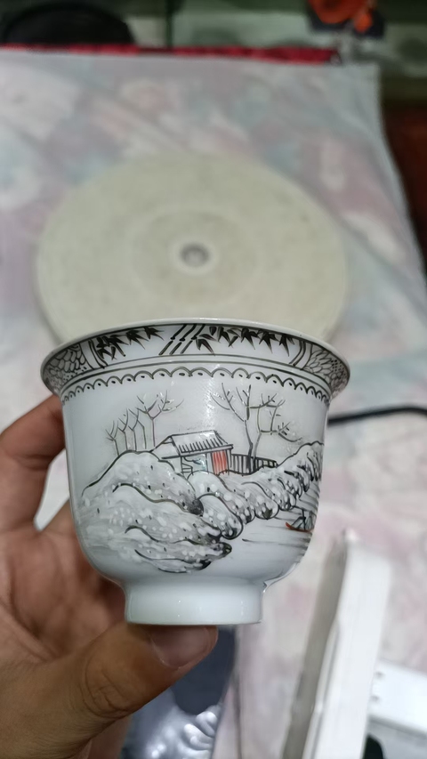 古玩陶瓷出口創(chuàng)匯期粉彩杯真品鑒賞圖