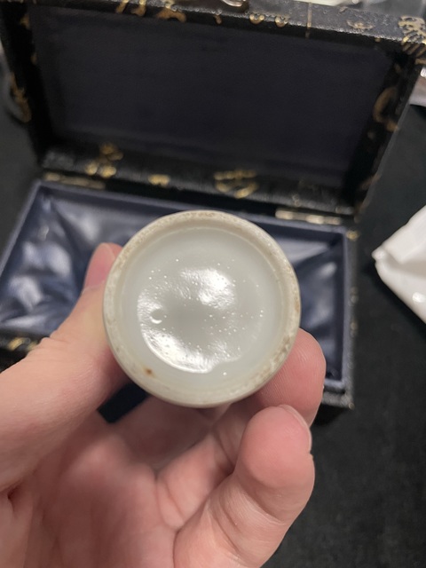 古玩陶瓷龍紋青花鼻煙壺真品鑒賞圖