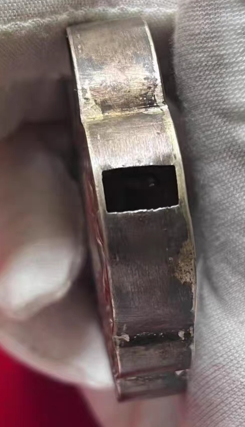 古玩雜項精美十二屬性圖銀制長命鎖拍賣，當前價格888元