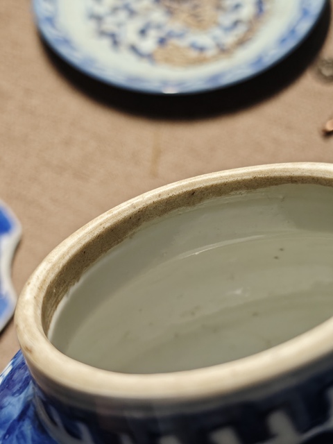古玩陶瓷青花冰梅紋將軍罐真品鑒賞圖