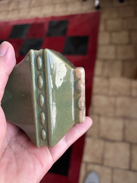古玩陶瓷青釉方瓶真品鑒賞圖