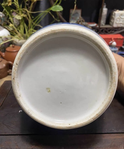 古玩陶瓷人物紋青花罐真品鑒賞圖