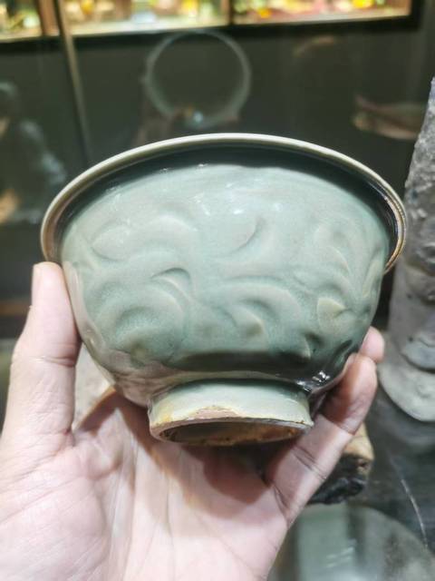 古玩陶瓷耀州窯青釉碗真品鑒賞圖