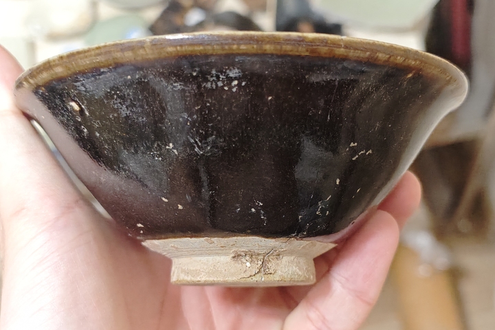 古玩陶瓷黑釉鐵銹斑斗笠盞真品鑒賞圖