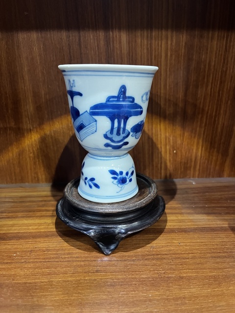 古玩陶瓷博古圖青花高足杯拍賣,當前價格8800元
