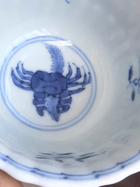 古玩陶瓷 八方來財魚藻紋青花杯盤真品鑒賞圖