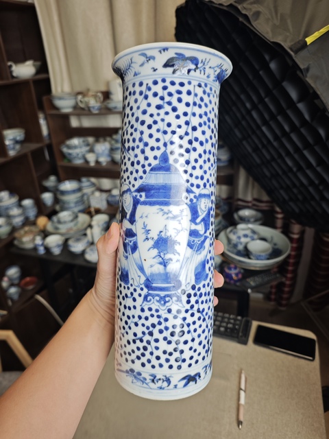 古玩陶瓷晚清青花花觚真品鑒賞圖