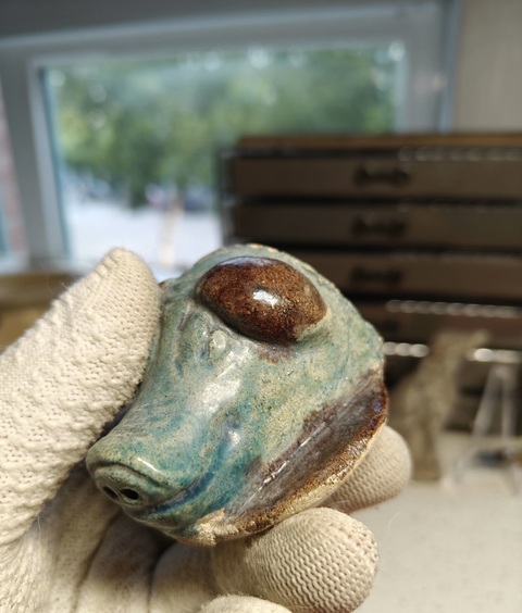 古玩陶瓷明代三彩豬頭貢盤真品鑒賞圖