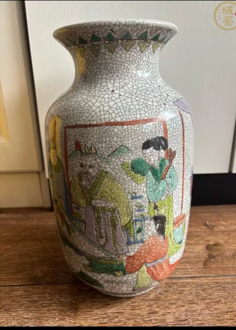 古玩陶瓷哥釉五彩人物紋燈籠瓶真品鑒賞圖