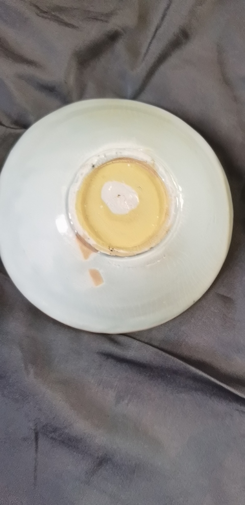 古玩陶瓷青白釉花卉紋斗笠碗真品鑒賞圖