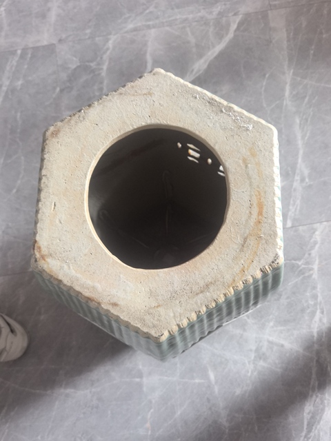 古玩陶瓷青釉青花花鳥紋六方繡蹲真品鑒賞圖