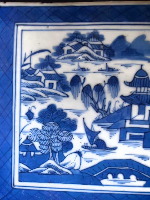 古玩陶瓷樓臺(tái)亭閣山水紋青花四方瓷板畫(huà)真品鑒賞圖