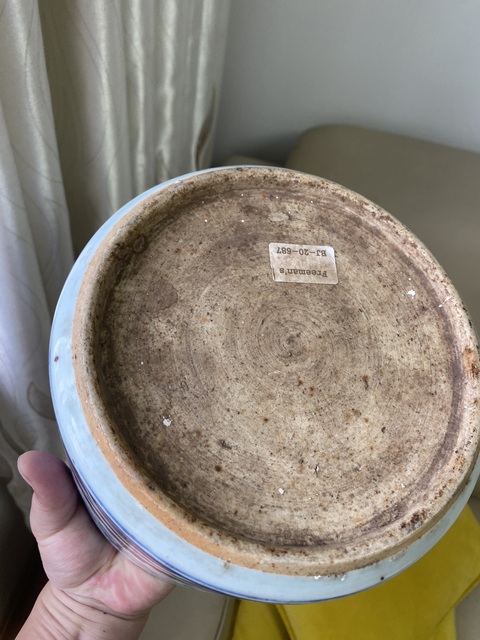 古玩陶瓷青花龍紋香爐真品鑒賞圖