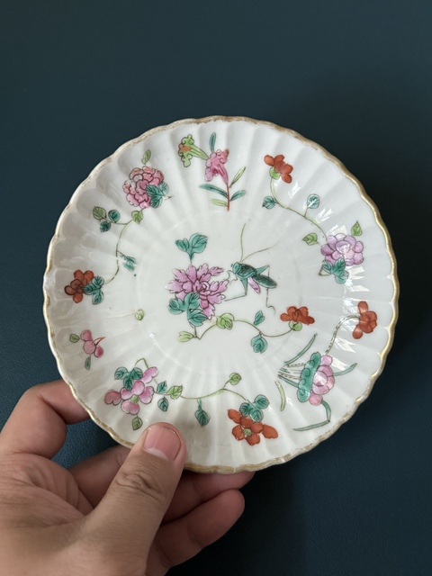 古玩陶瓷飛黃騰達粉彩盤真品鑒賞圖