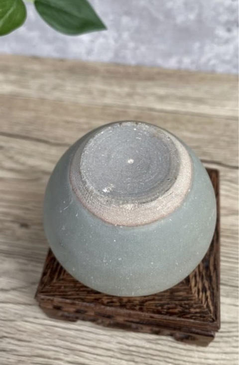 古玩陶瓷龍泉小罐真品鑒賞圖